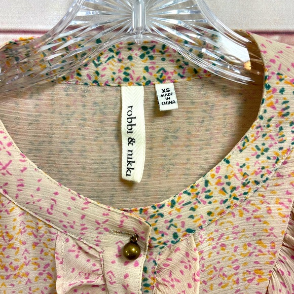 Robbi & Nikki Multi Print Blouse - XS - Picture 12 of 12